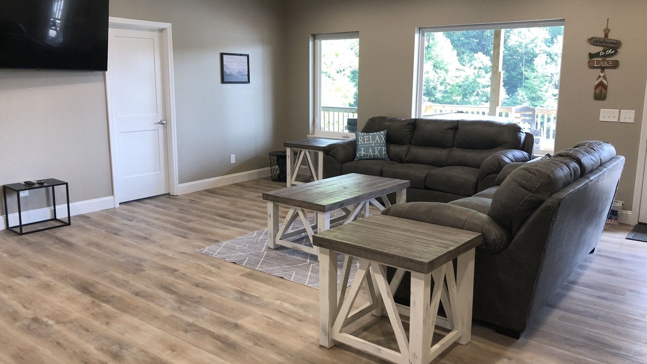 Photo of Livingroom in La Follette