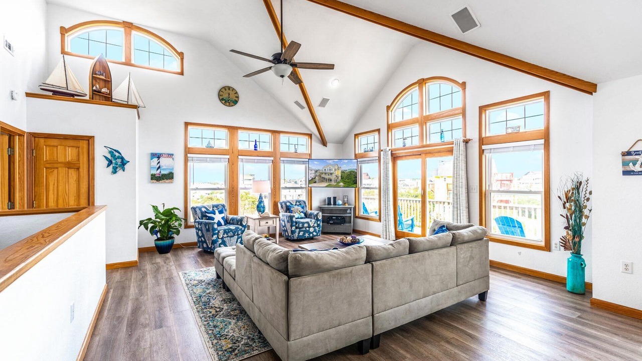 Photo of Bedroom in Waves