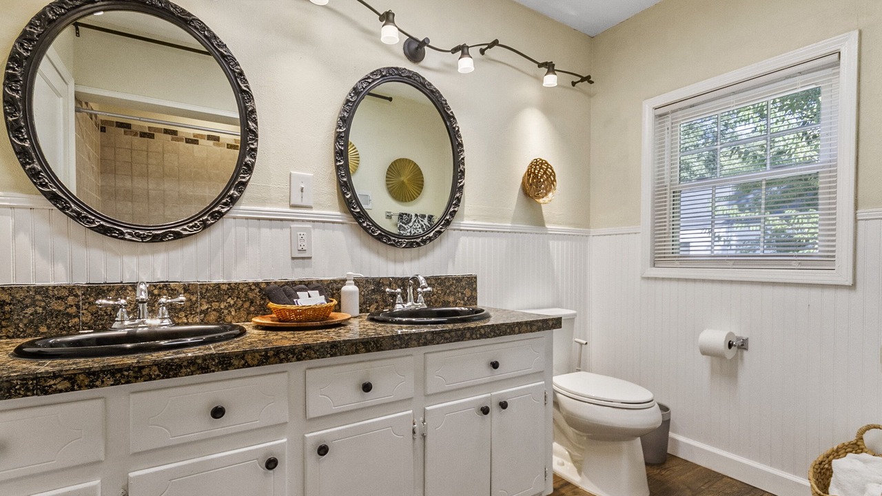 Photo of Bathroom in Northport