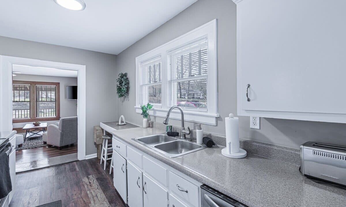 Photo of Kitchen in Lupton City