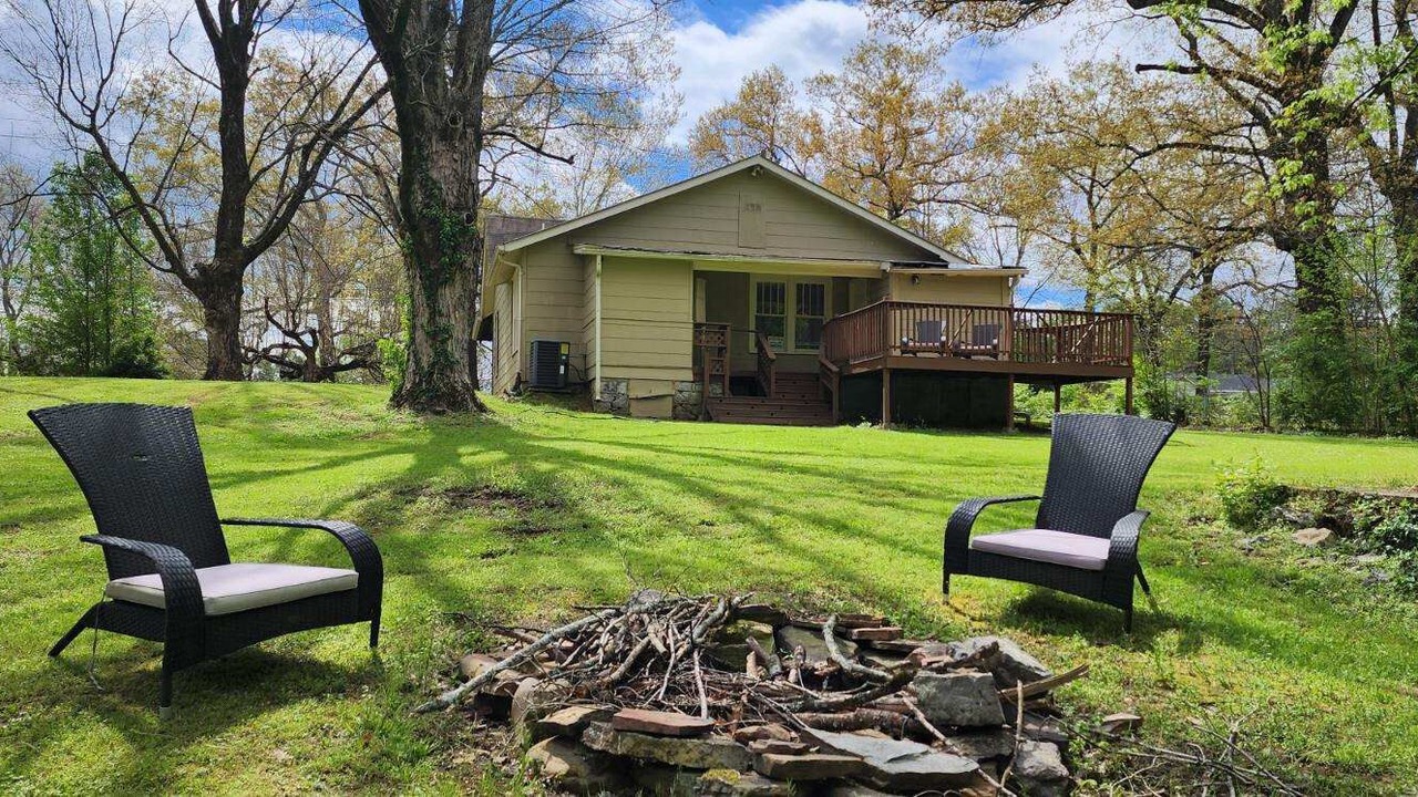 Photo of Outdoor in Lupton City