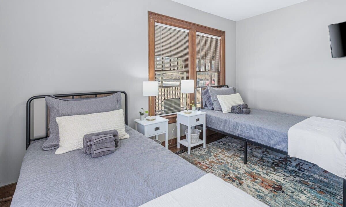 Photo of Bedroom in Lupton City