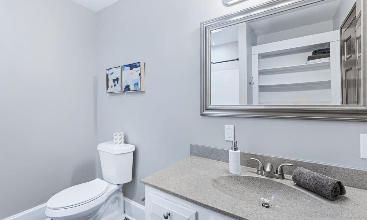 Photo of Bathroom in Lupton City