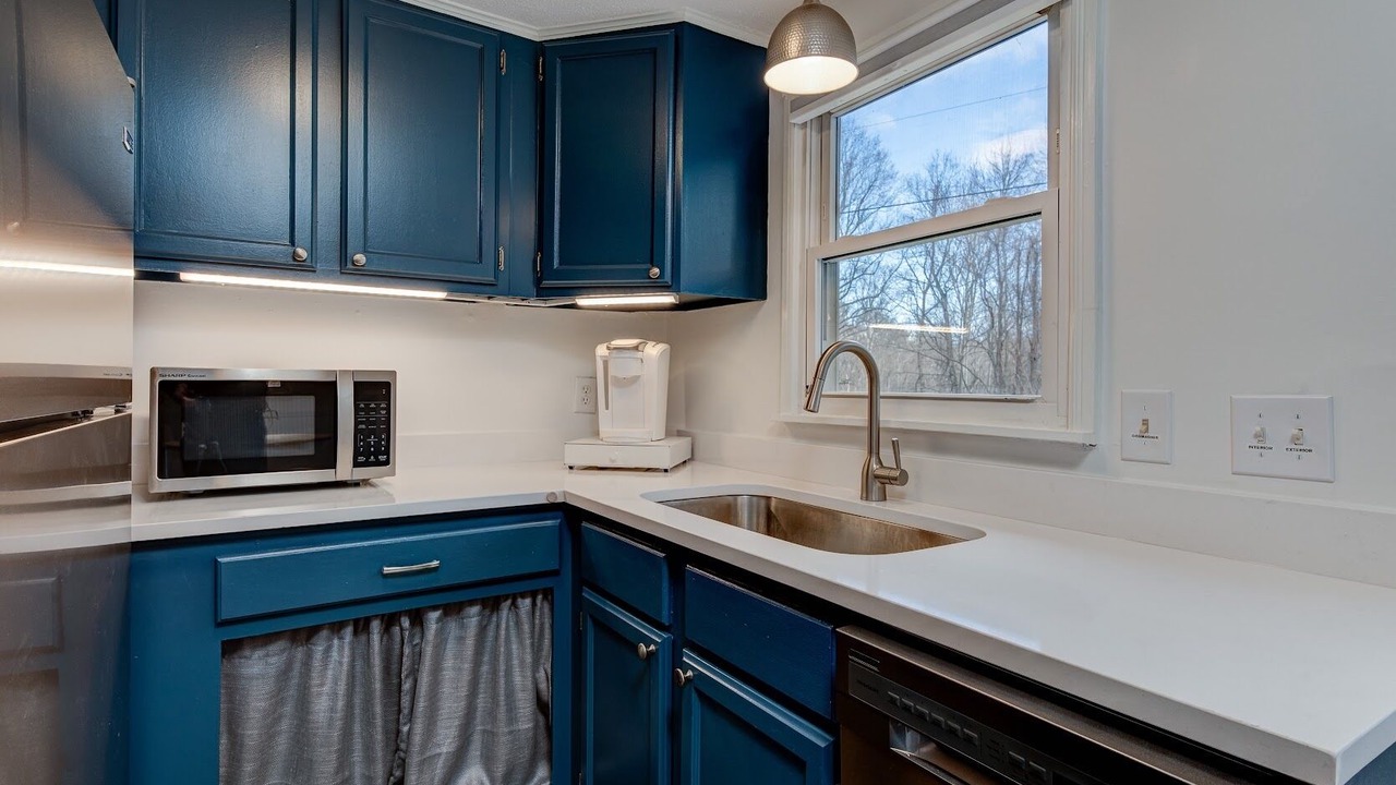Photo of Kitchen in Avery Creek