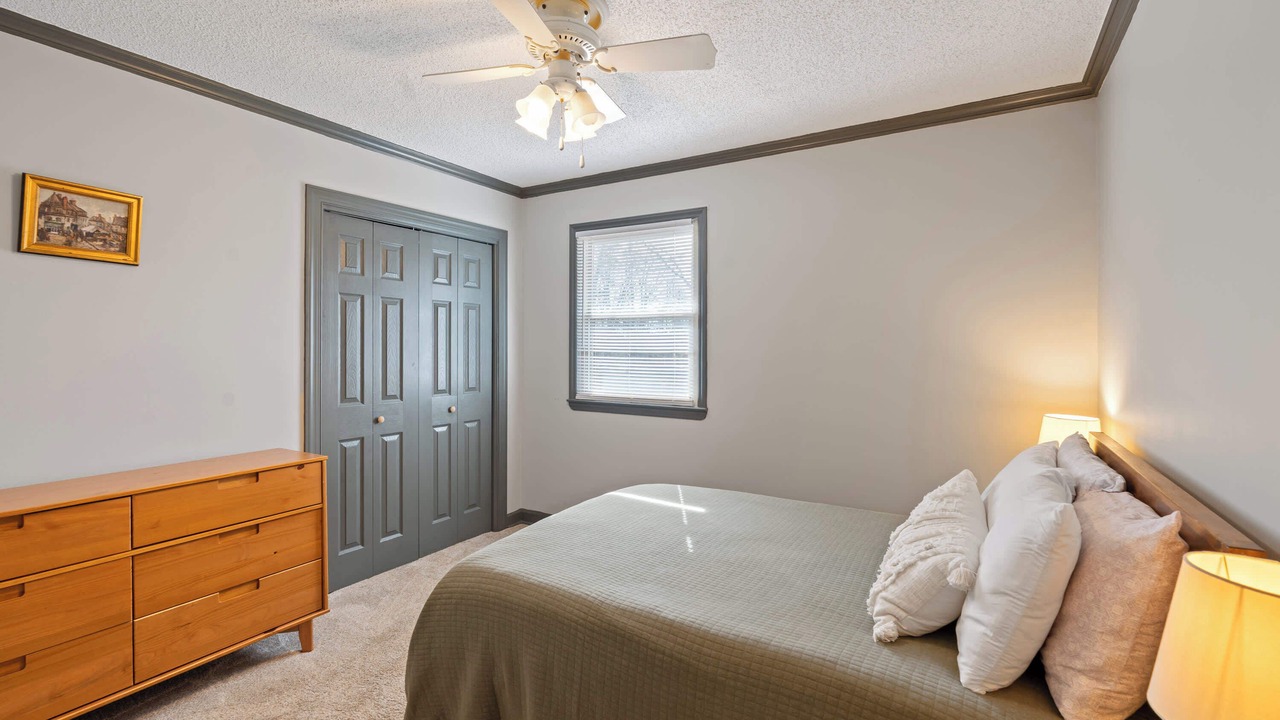 Photo of Bedroom in Skyland