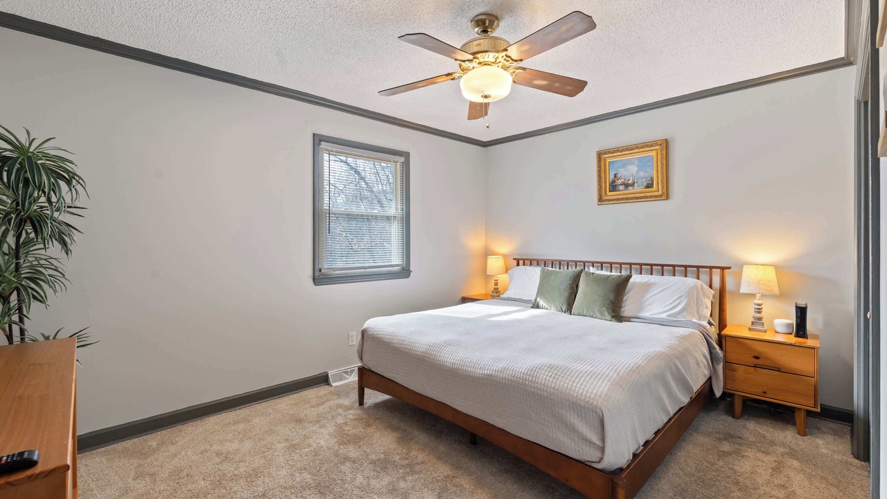 Photo of Bedroom in Skyland