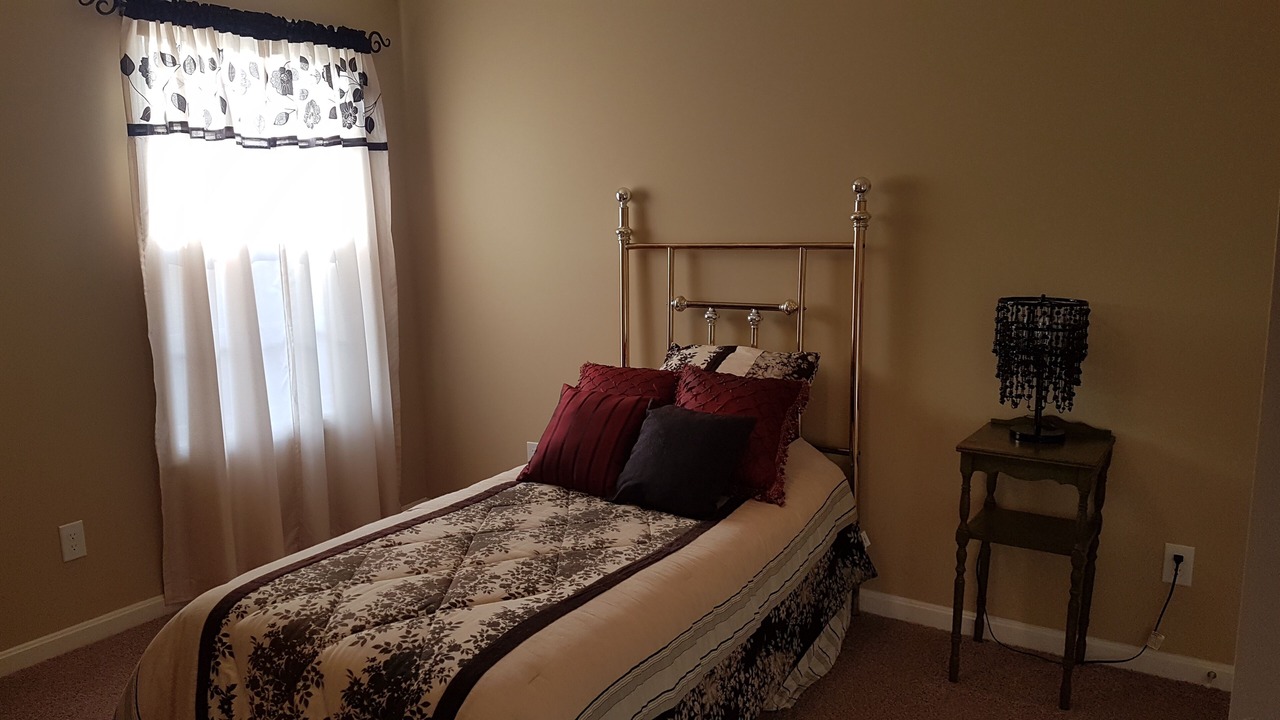 Photo of Bedroom in Buechel