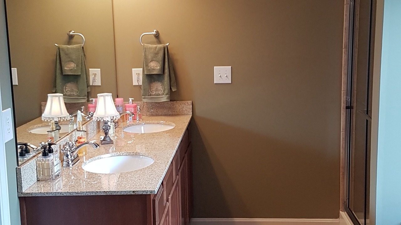 Photo of Bathroom in Buechel