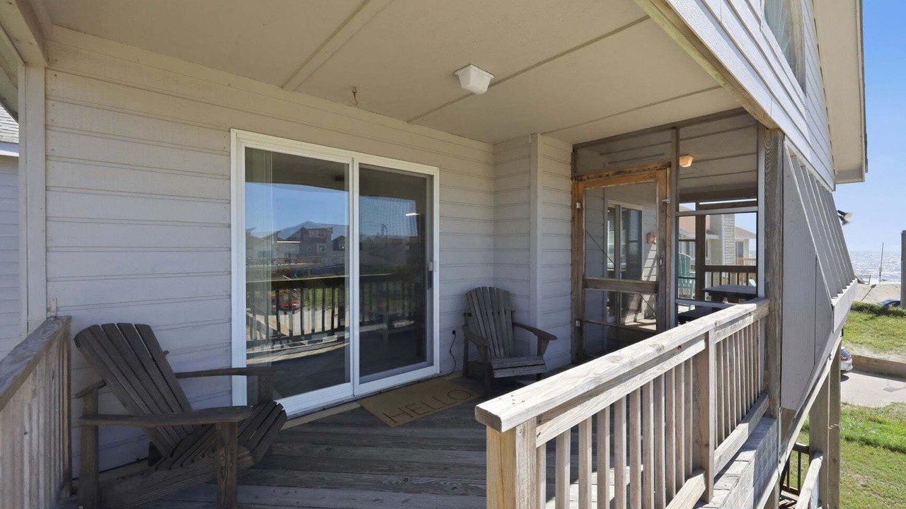 Photo of Patio Balcony in South Nags Head