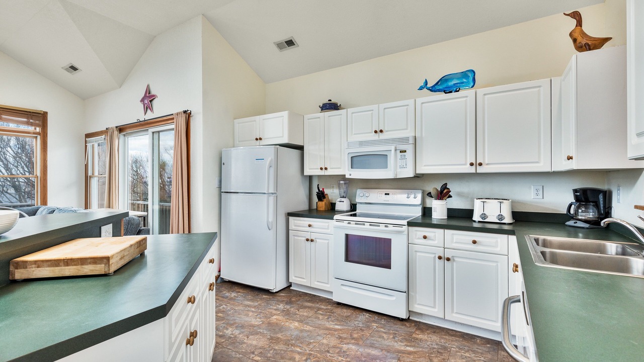 Photo of Kitchen in Monteray Shores