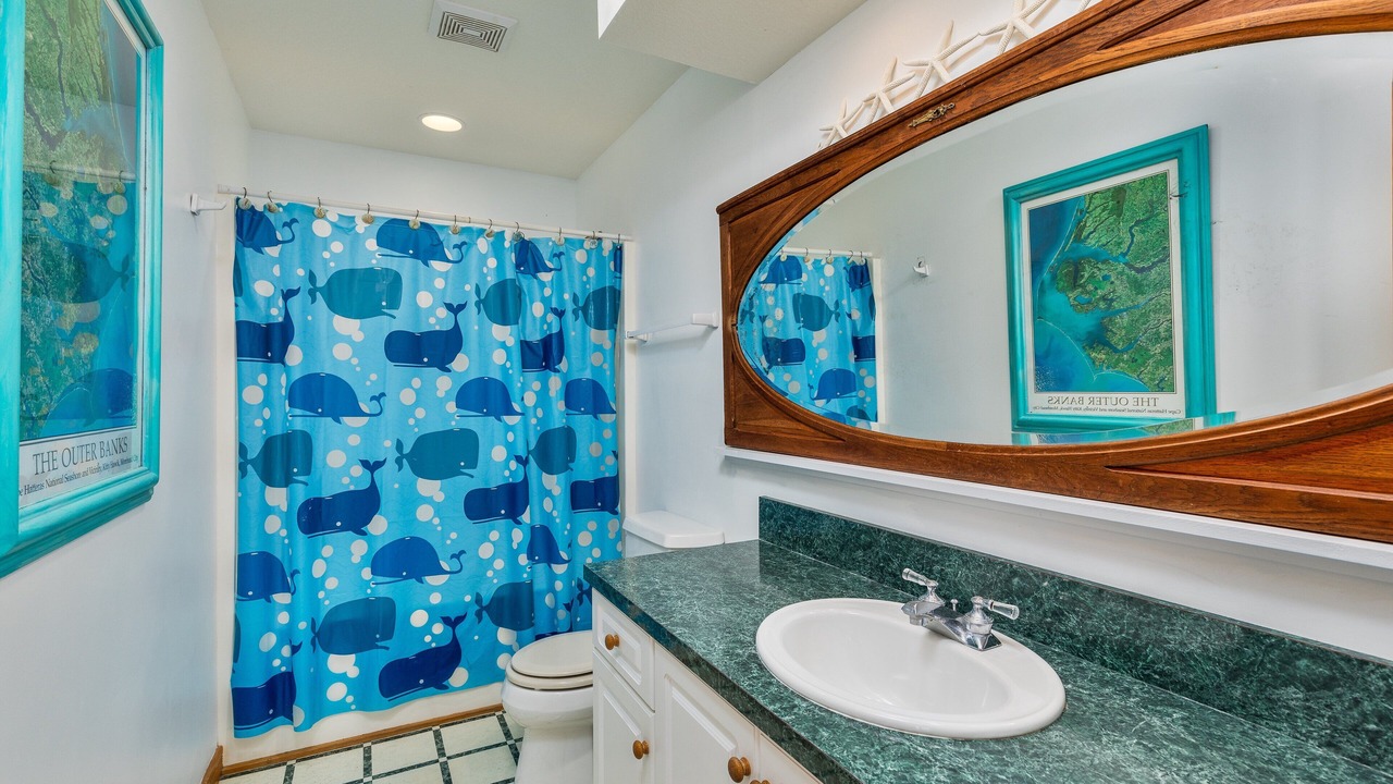Photo of Bathroom in Monteray Shores