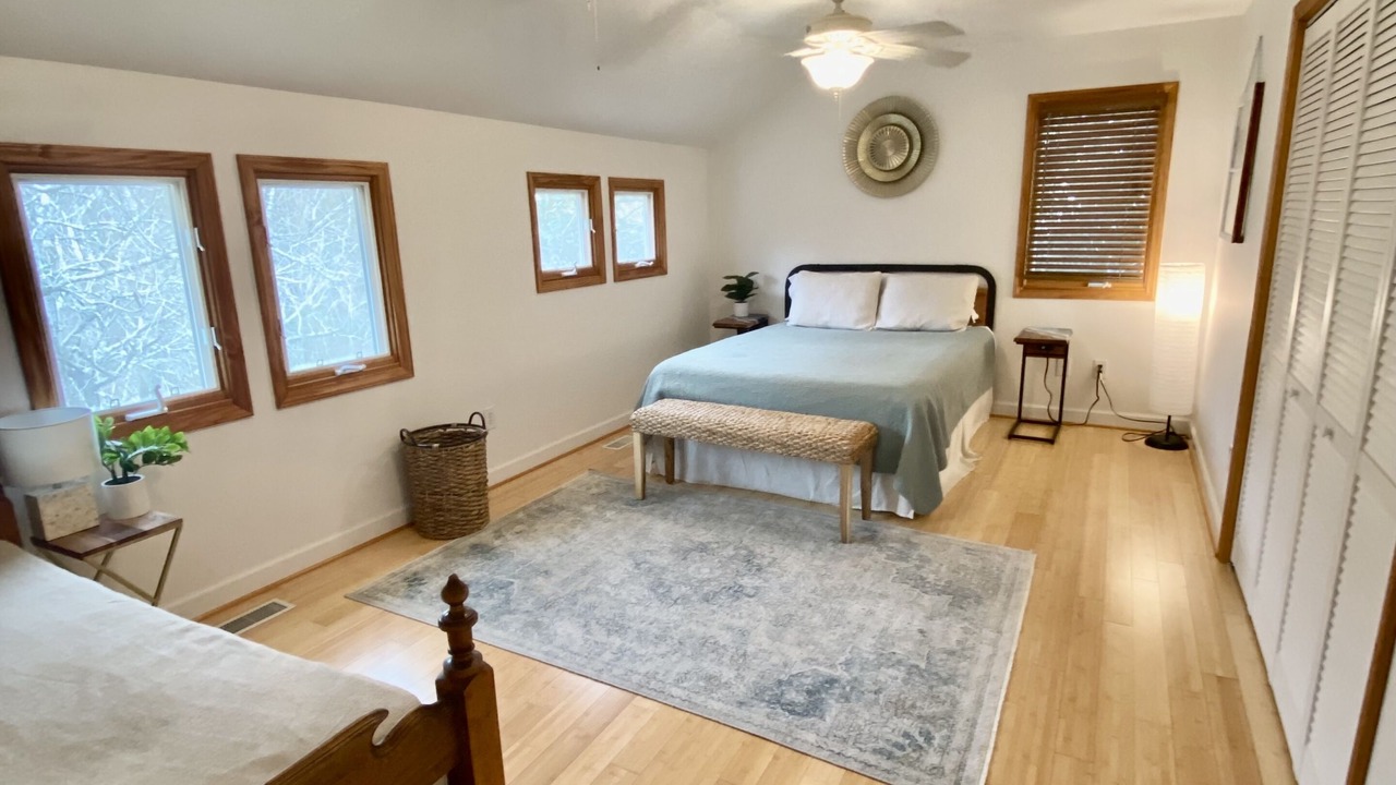 Photo of Bedroom in Morehead City
