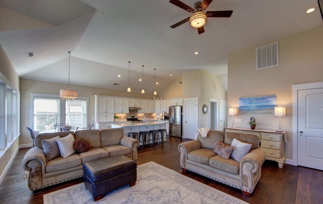 Photo of Livingroom in Farrow Shores