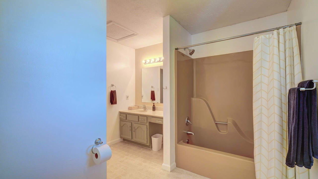 Photo of Bathroom in Rivertrace