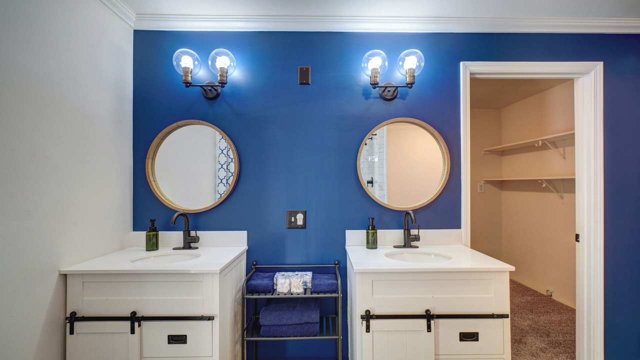 Photo of Bathroom in Rivertrace