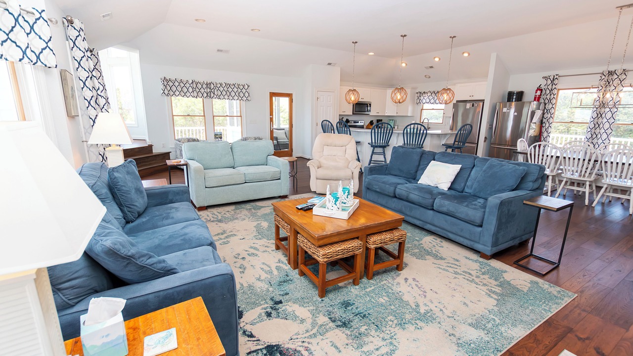 Photo of Livingroom in Whalehead Beach