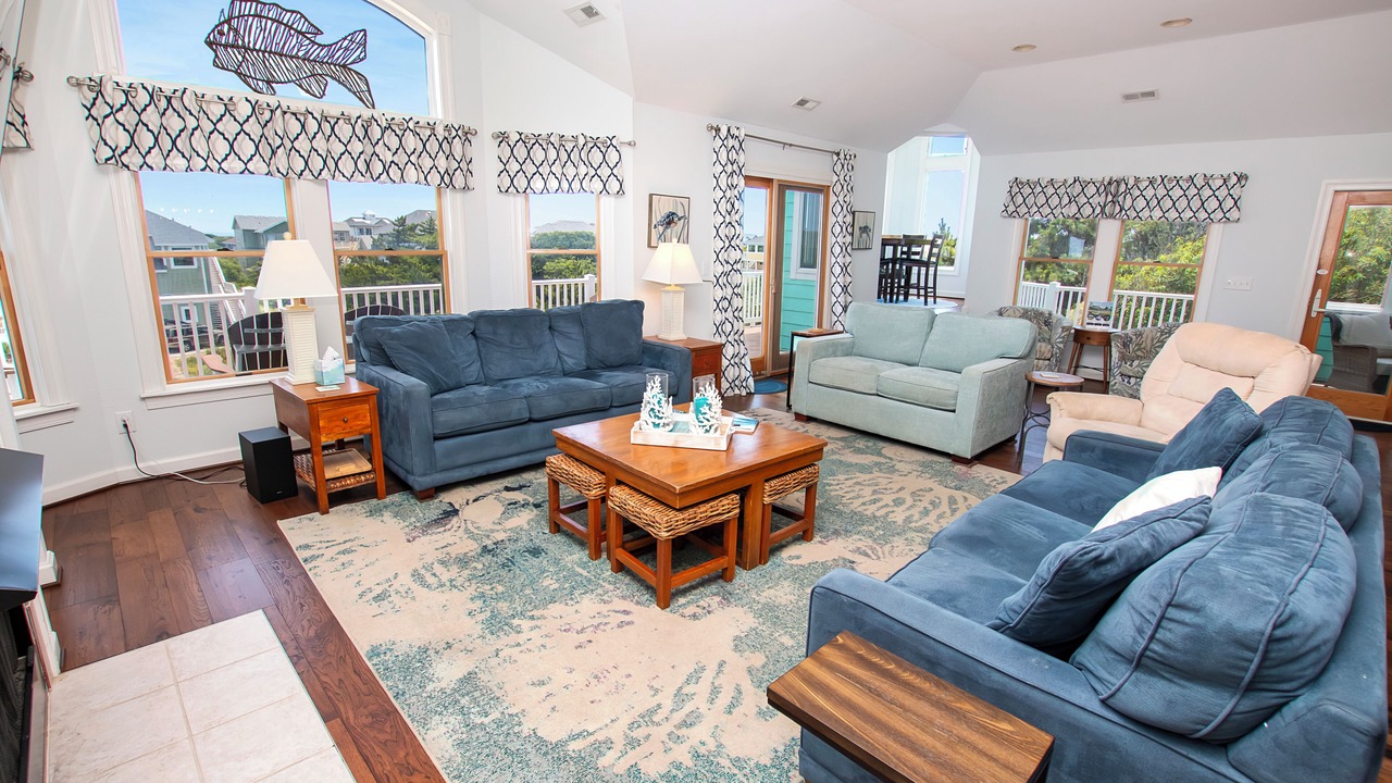Photo of Livingroom in Whalehead Beach