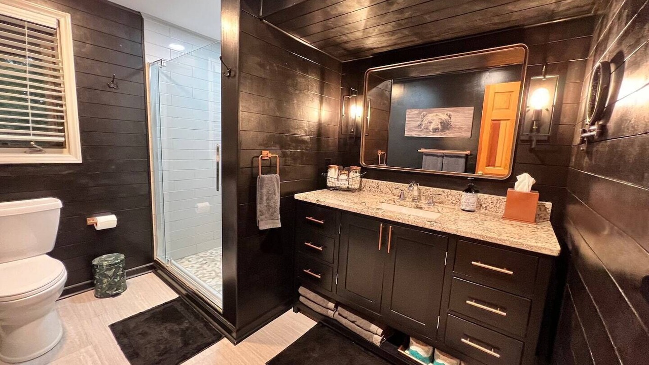 Photo of Bathroom in Traphill