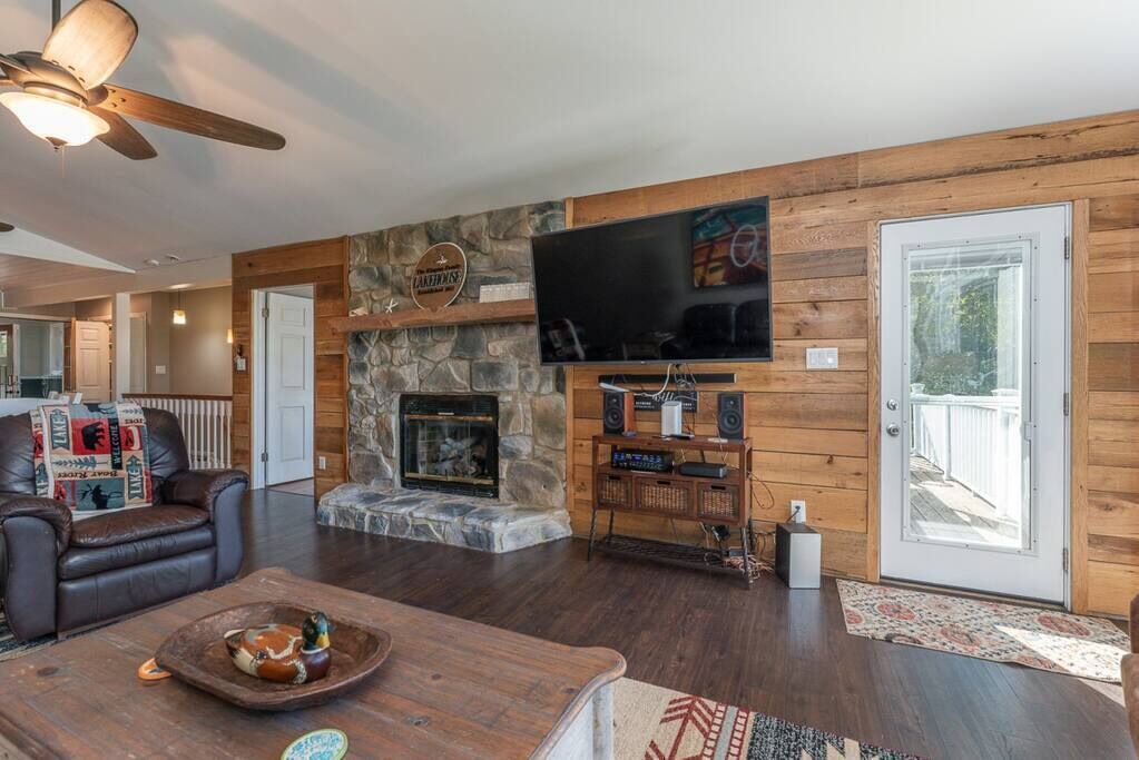 Photo of Livingroom in Goodview