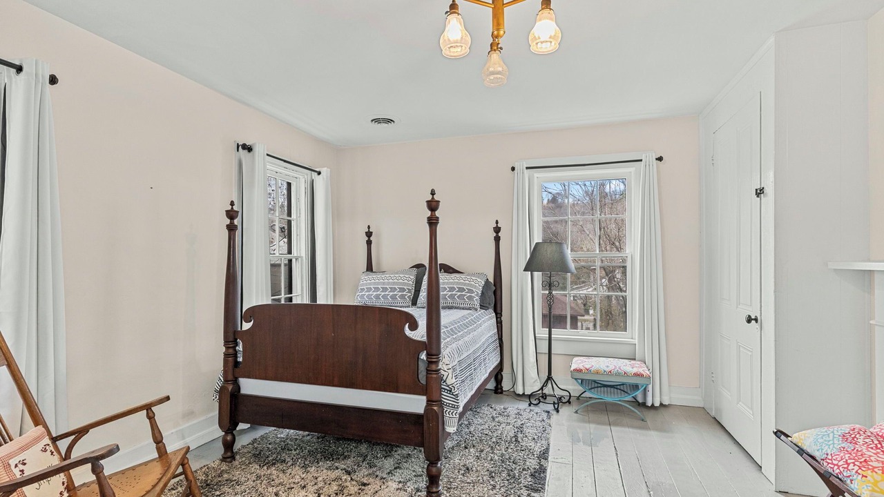 Photo of Bedroom in Madison