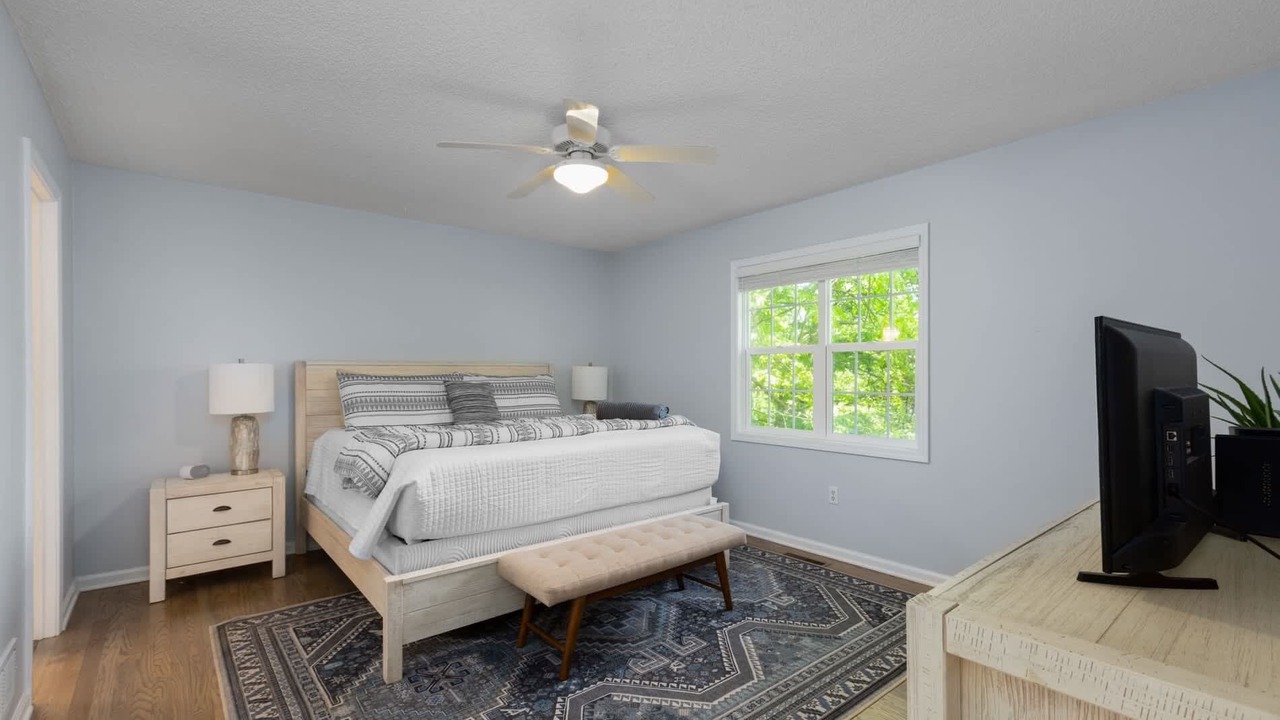 Photo of Bedroom in Skyland