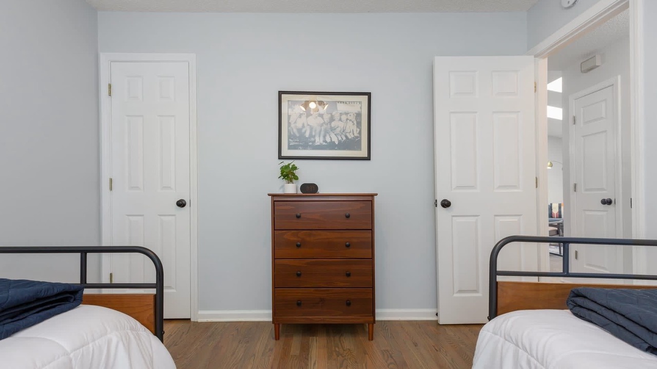 Photo of Bedroom in Skyland