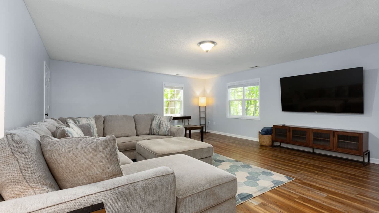 Photo of Livingroom in Skyland