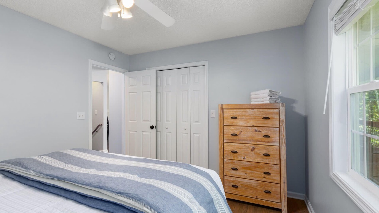 Photo of Bedroom in Skyland