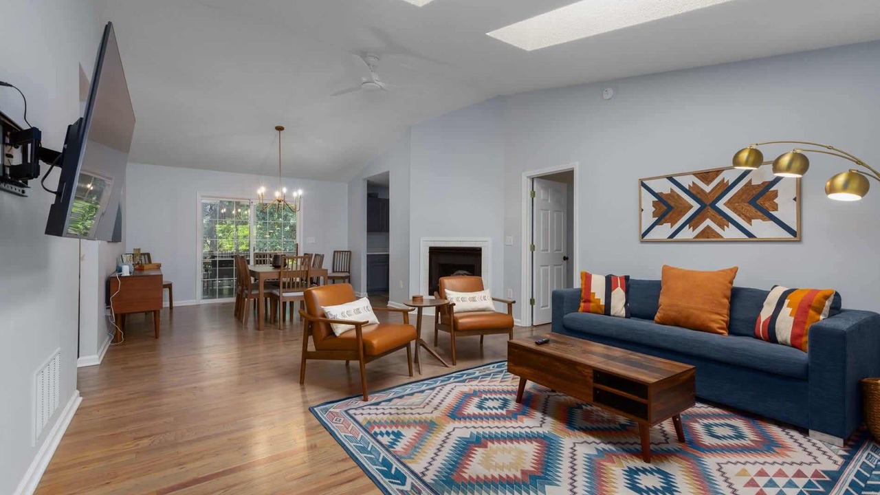 Photo of Livingroom in Skyland
