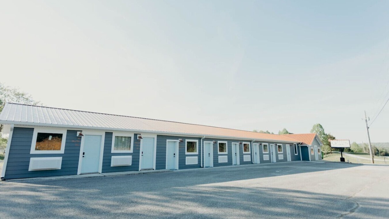 Photo of Outdoor in Byrdstown