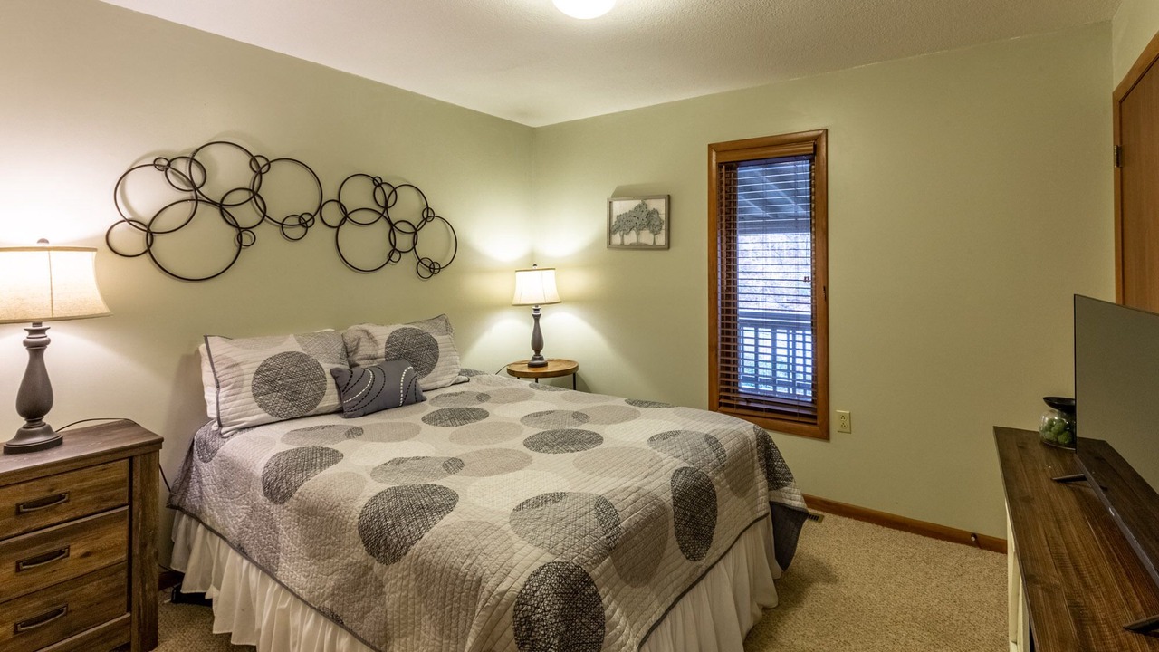 Photo of Bedroom in Cullowhee