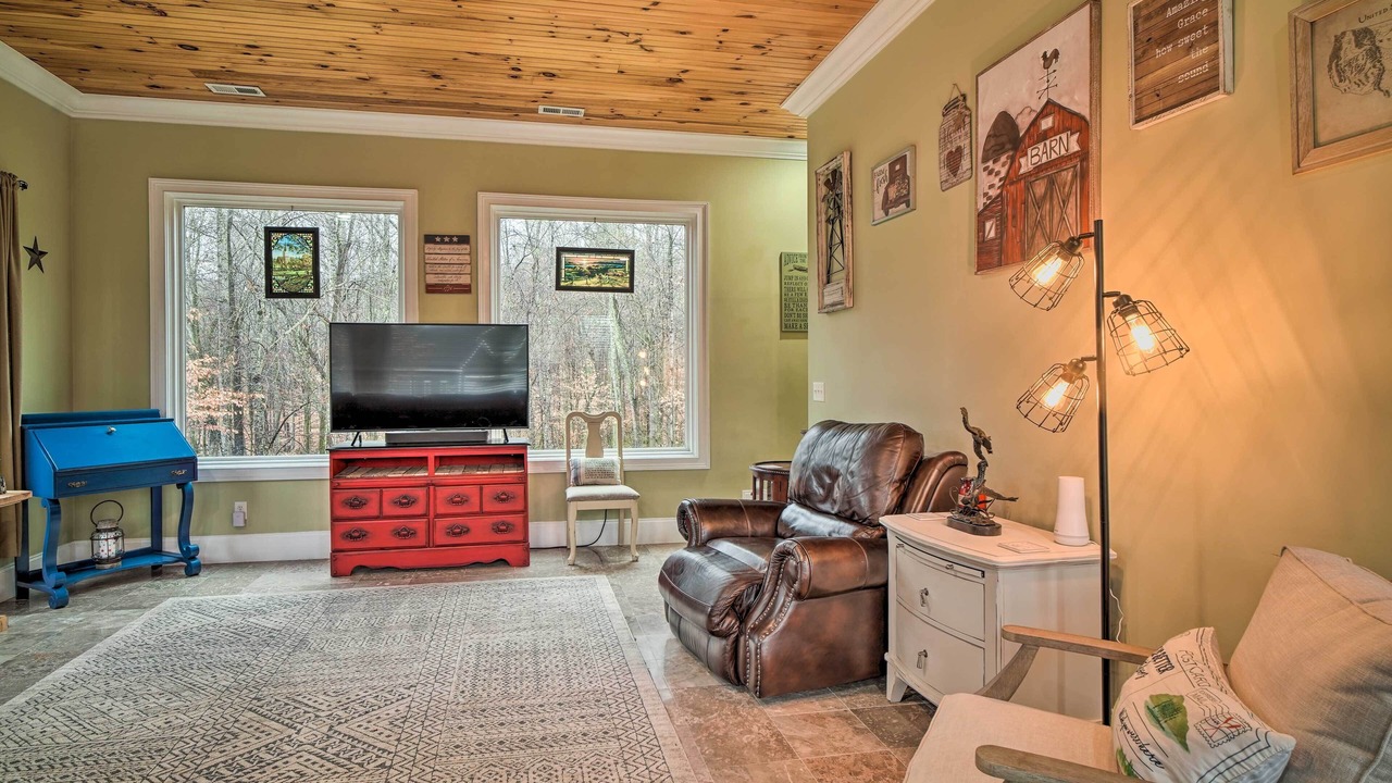 Photo of Bedroom in Sharps Chapel