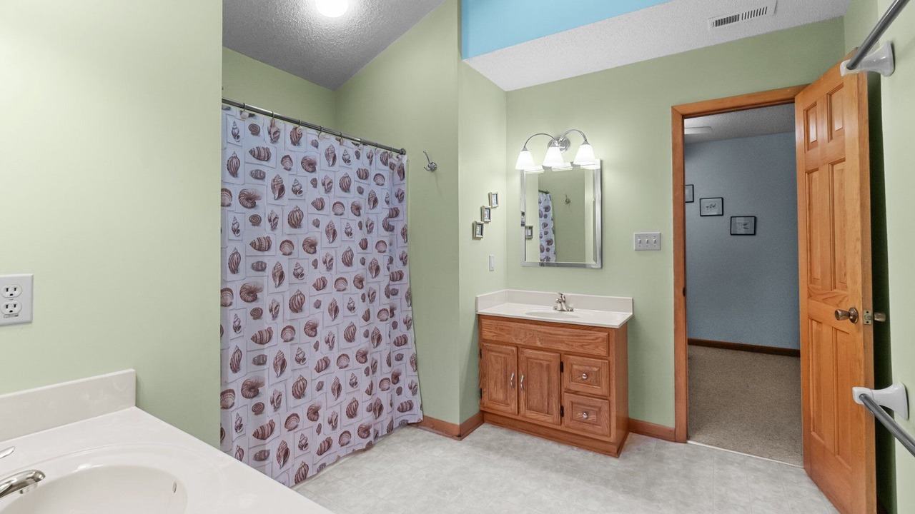Photo of Bathroom in Ocean Hill