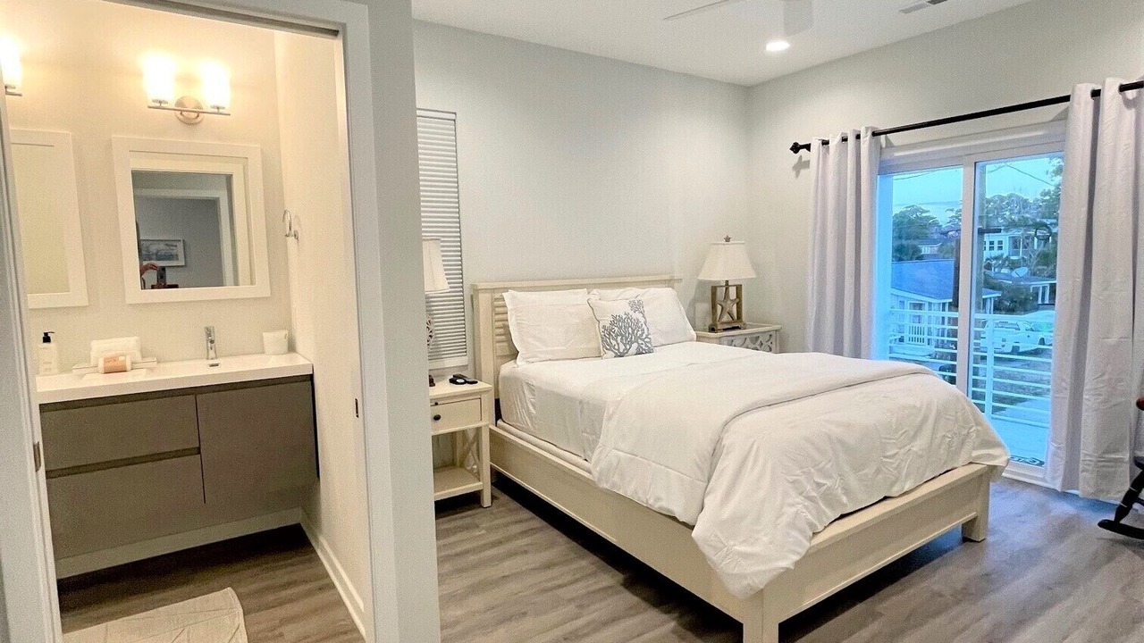 Photo of Bedroom in North Carolina Coast
