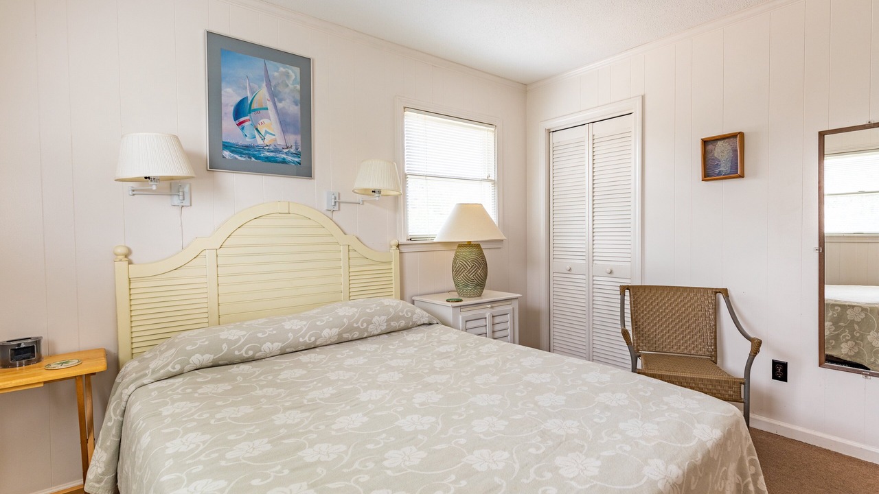 Photo of Bedroom in Southern Shores