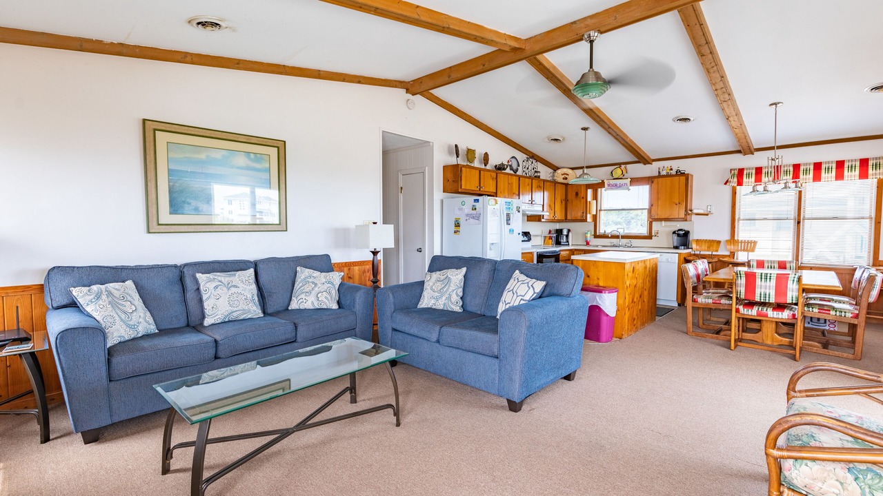 Photo of Livingroom in Southern Shores