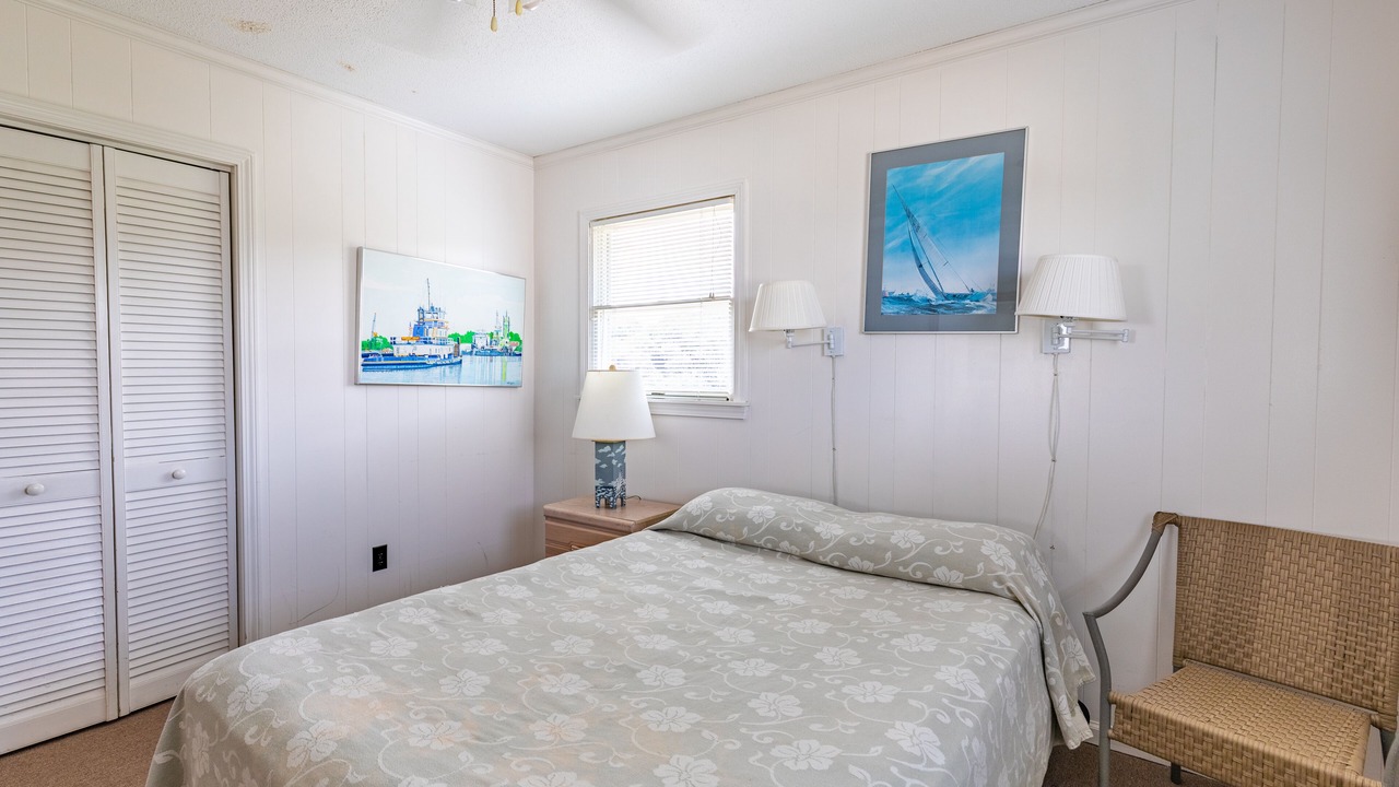 Photo of Bedroom in Southern Shores