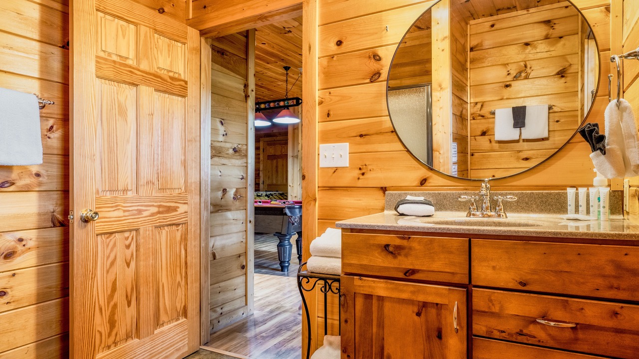 Photo of Bathroom in Gatlinburg