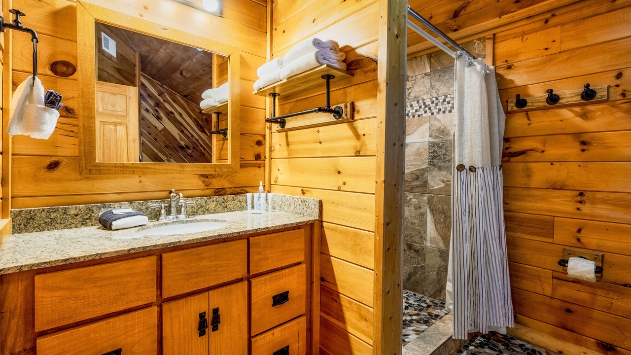 Photo of Bathroom in Gatlinburg