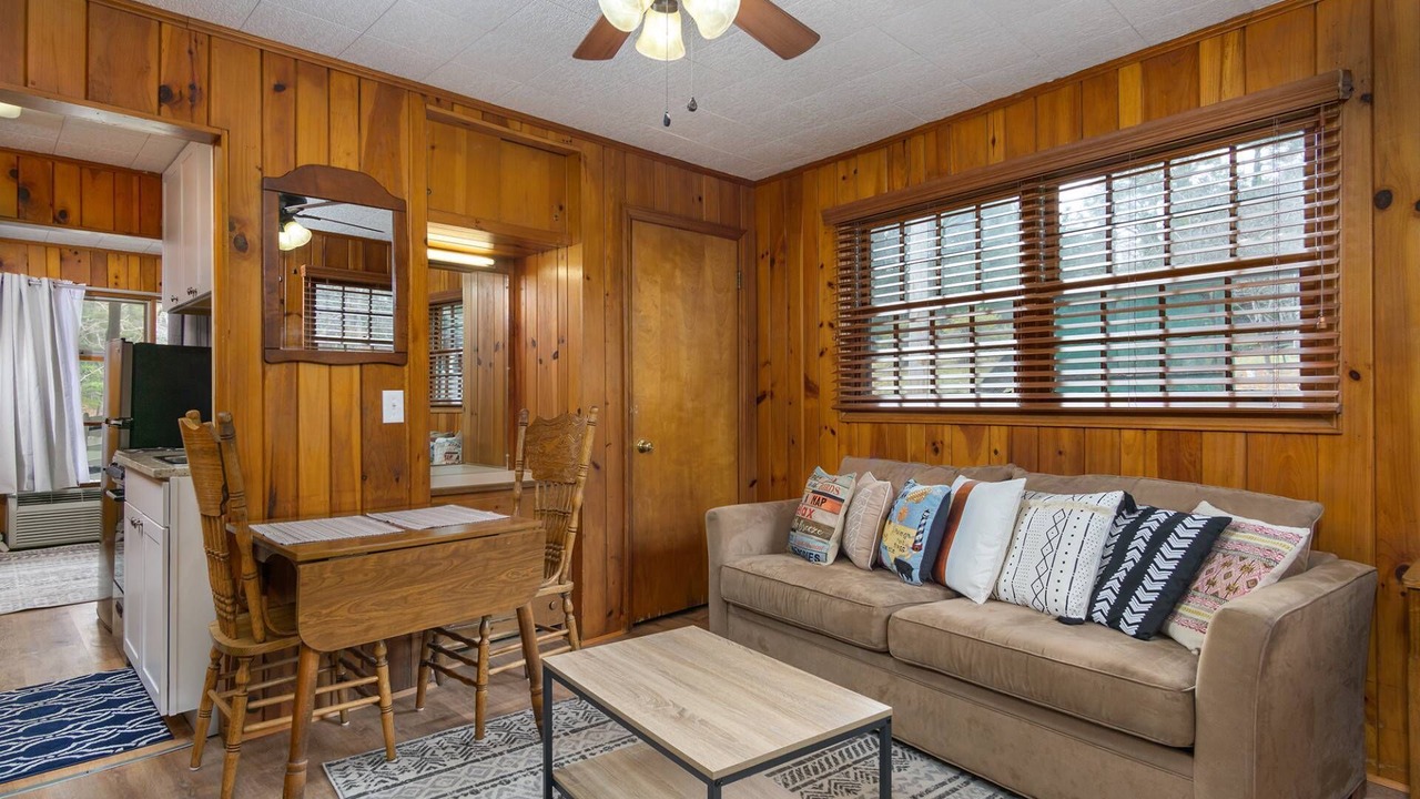 Photo of Bedroom in Flat Rock