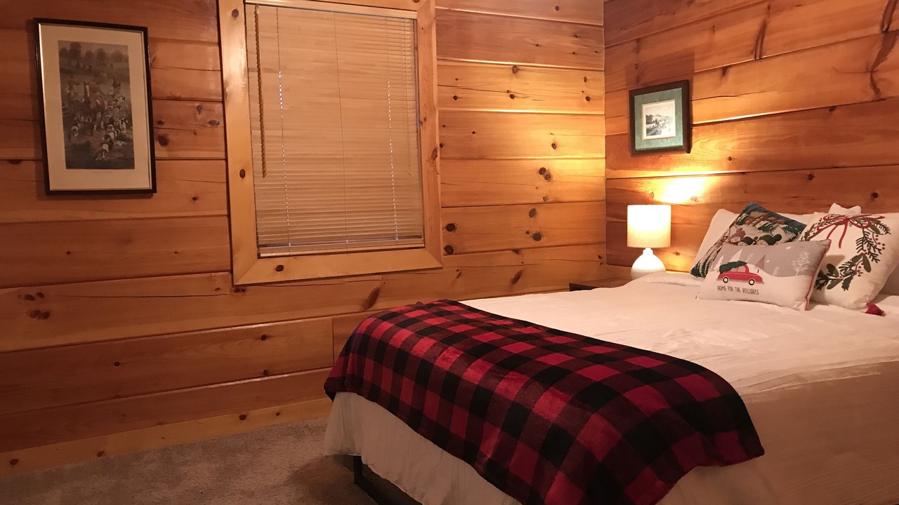 Photo of Bedroom in Lynn