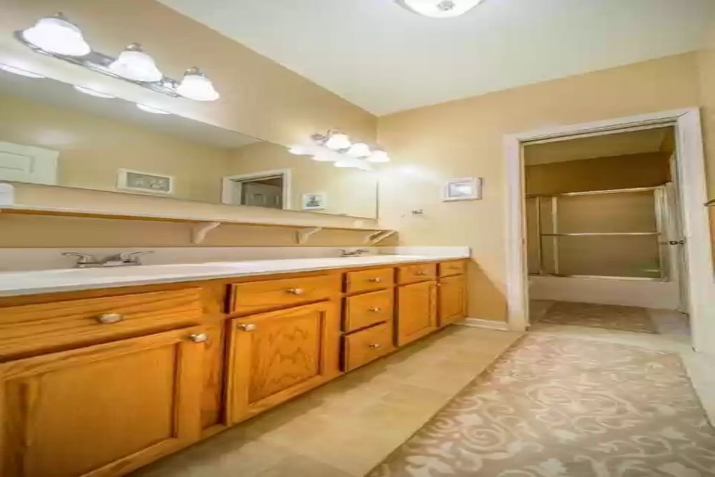 Photo of Bathroom in Goodview