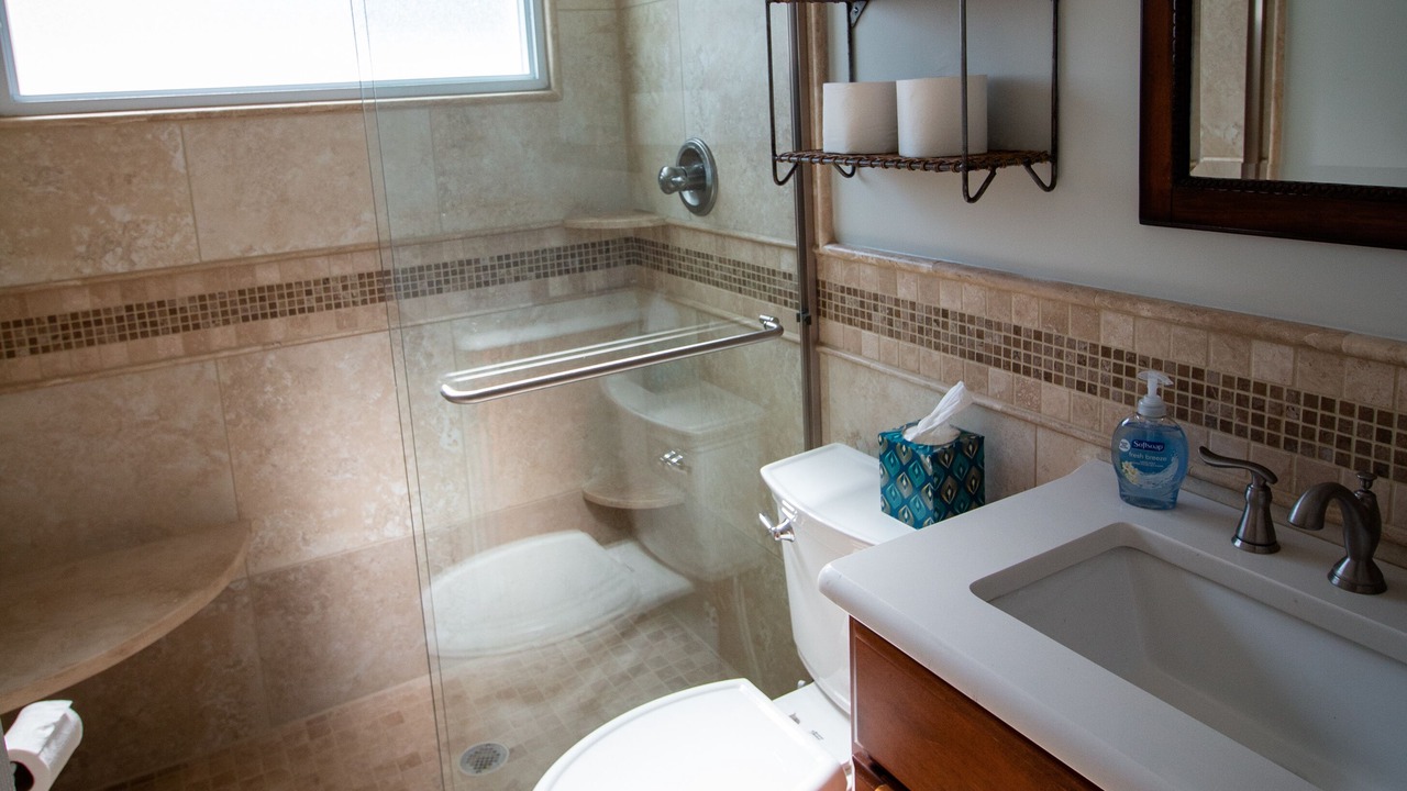 Photo of Bathroom in Owensboro