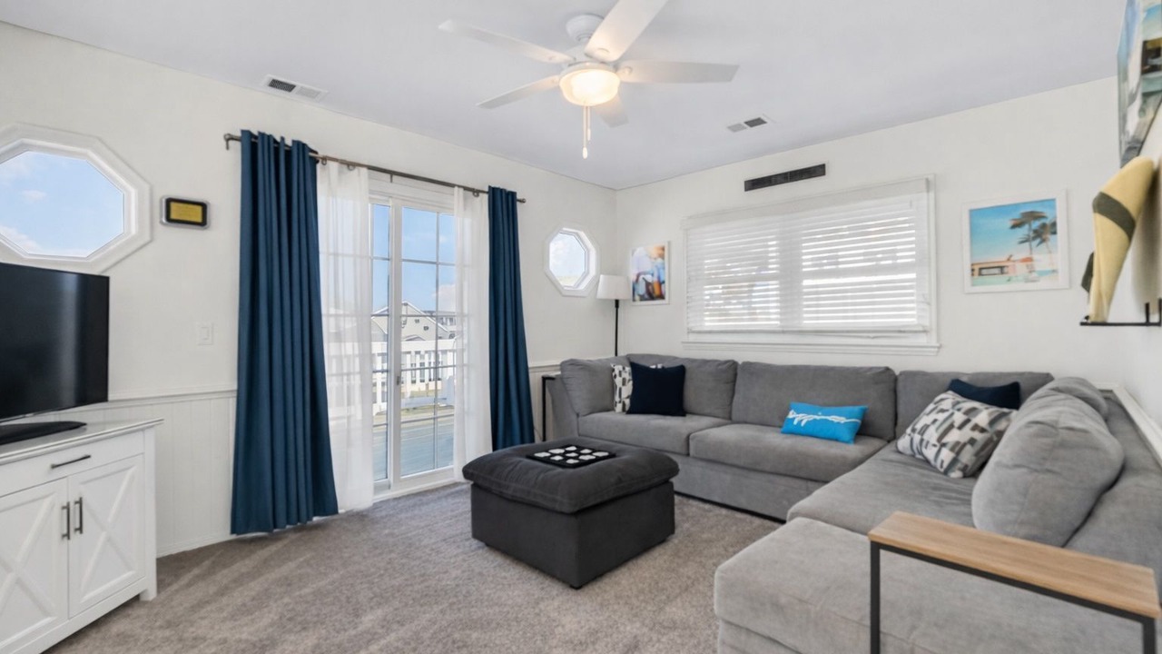 Photo of Livingroom in Sunset Beach