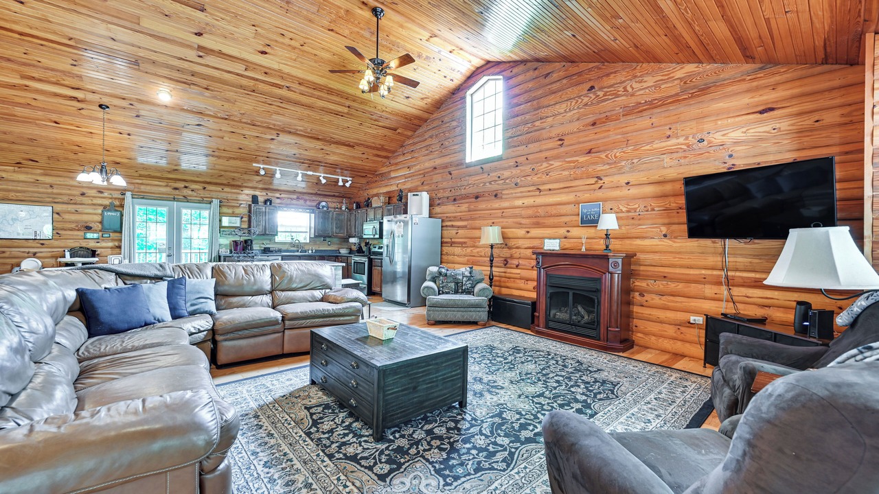 Photo of Bedroom in Sloans Valley