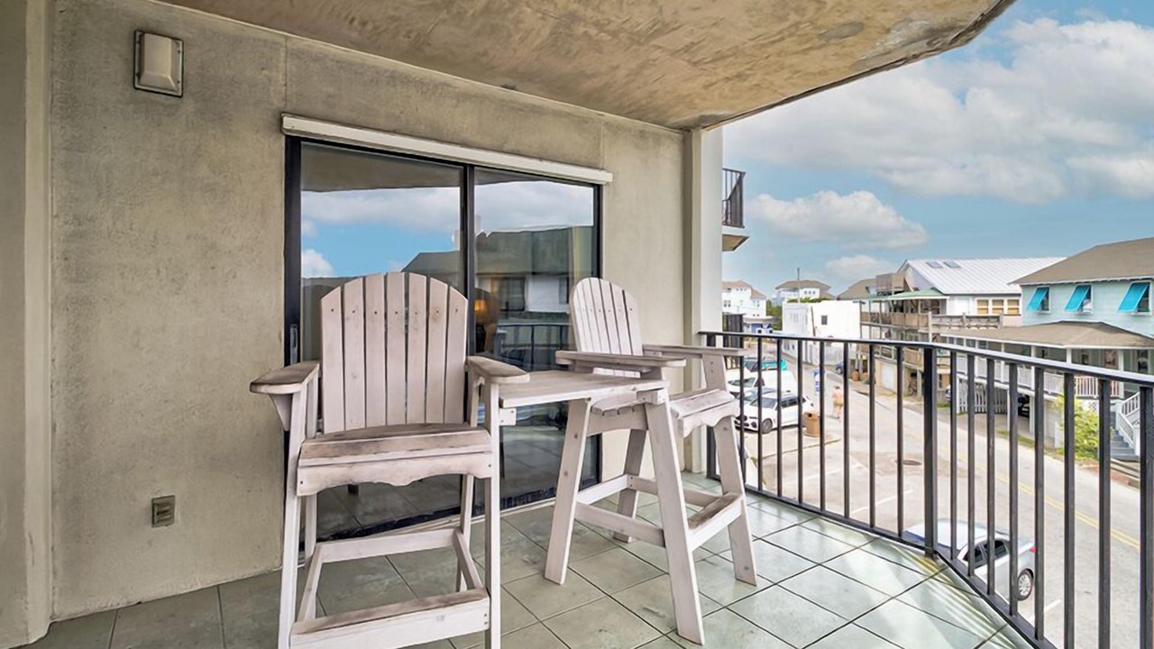 Photo of Patio Balcony in Wrightsville Beach