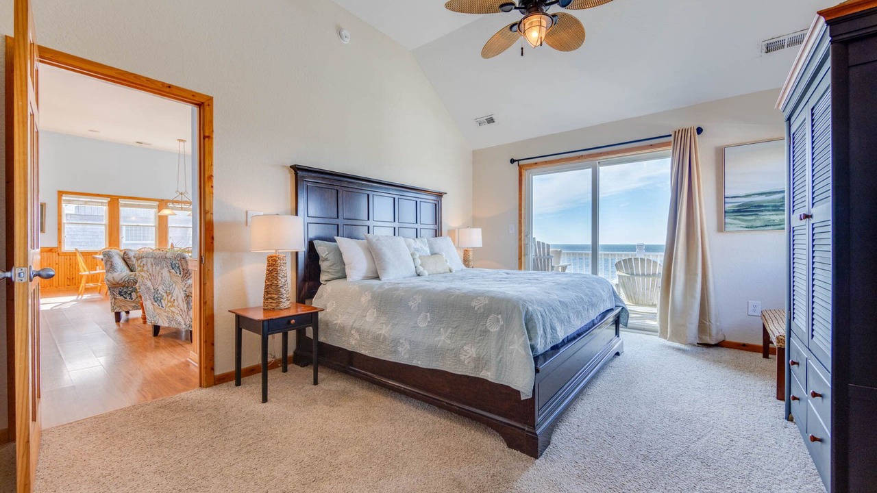 Photo of Bedroom in Wind Over Waves
