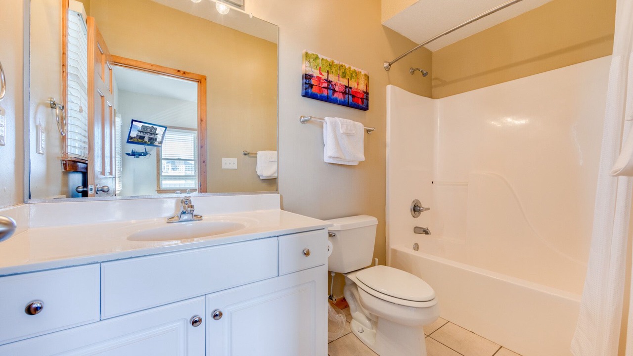 Photo of Bathroom in Wind Over Waves