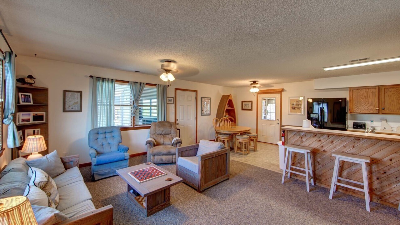 Photo of Livingroom in Avon