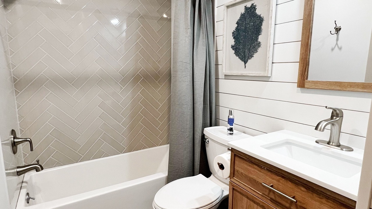 Photo of Bathroom in North Carolina Coast